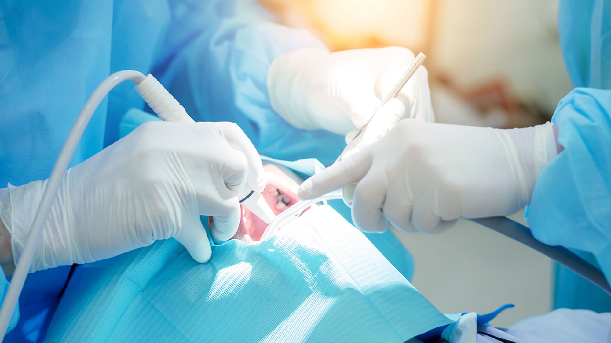 1579524169-hirurgiya_stomatologiya2_21_vek